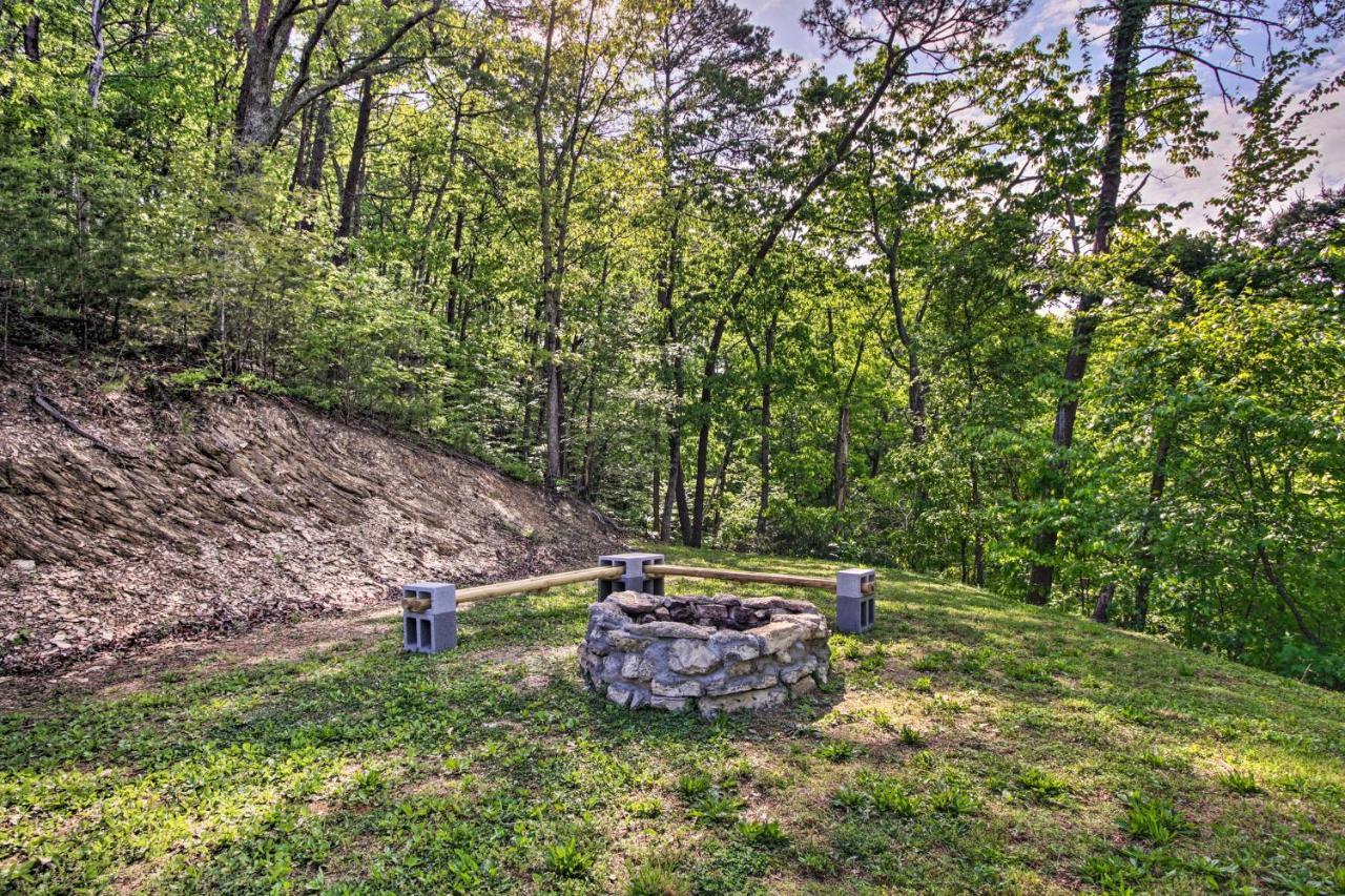 סביירוויל Secluded Cabin With Hot Tub, 3 Mi To Pigeon Forge! מראה חיצוני תמונה
